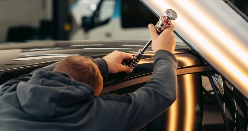 Sommergewitter & Hagel: So schützt du dein Auto vor Dellen