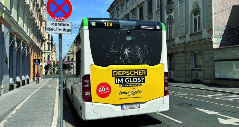Doppel-Gold für die Lucky Car Buswerbung