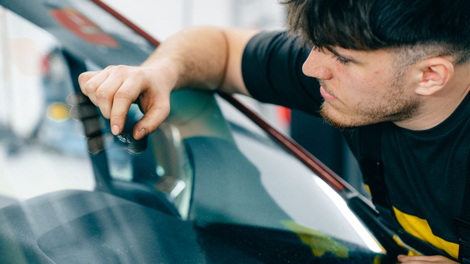 Lack und Karosserie Schaden am Auto