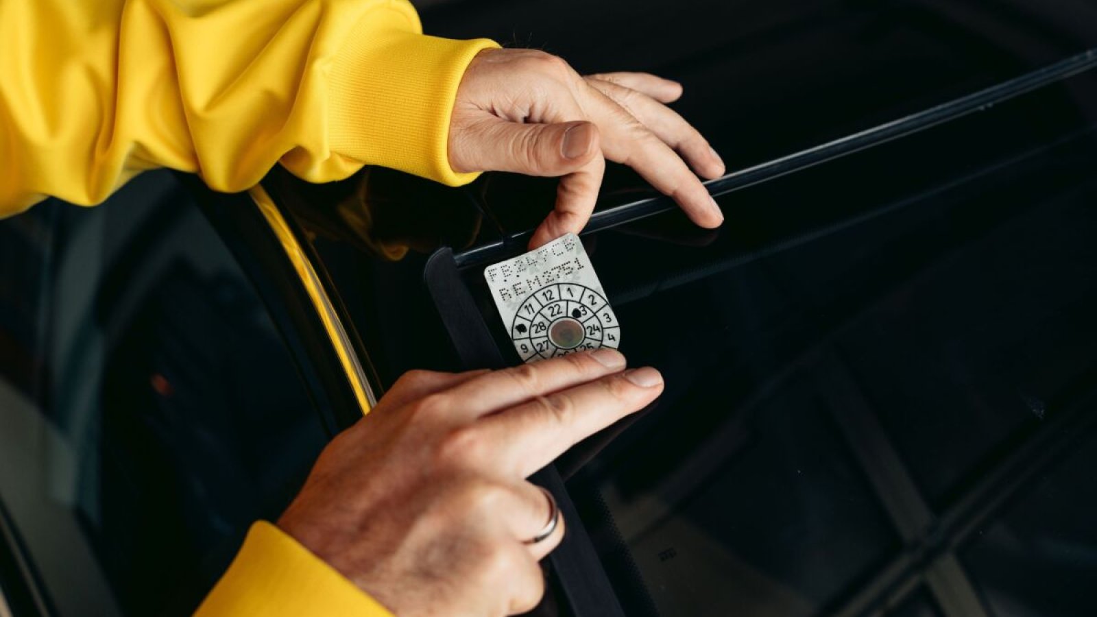 Pickerl am Auto machen