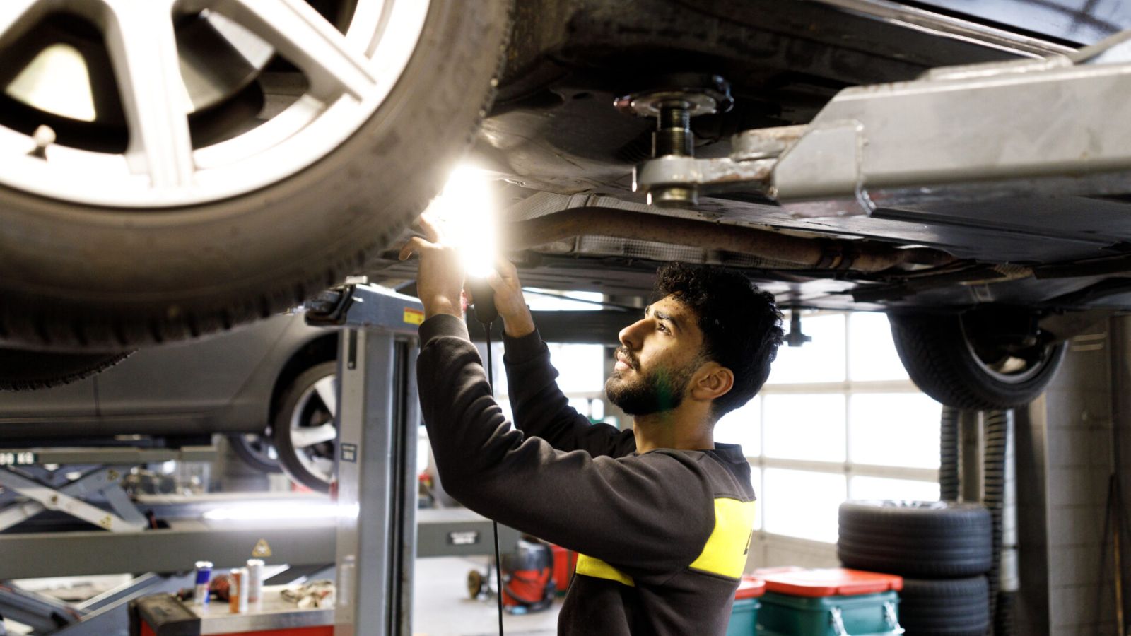 Lack und Karosserie Schaden am Auto